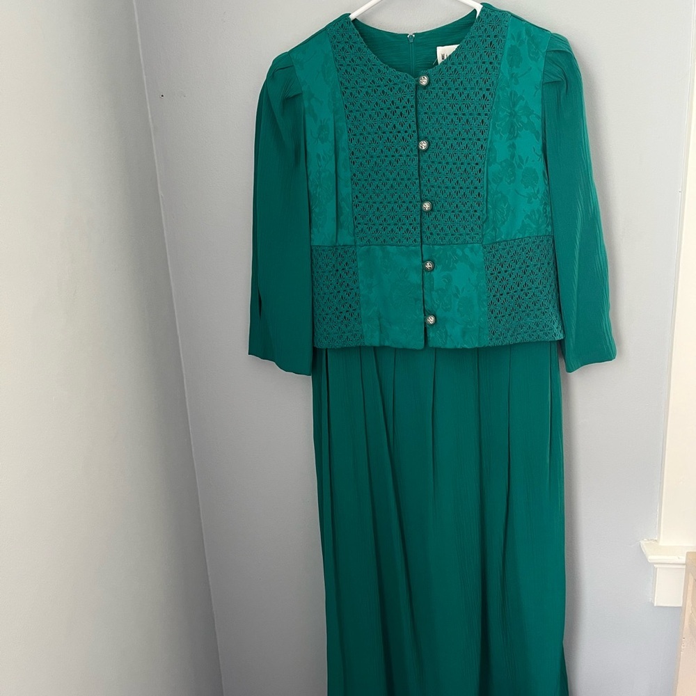 Emerald Green vintage Midi‎ Dress with Crew Neck and 3/4 Sleeves